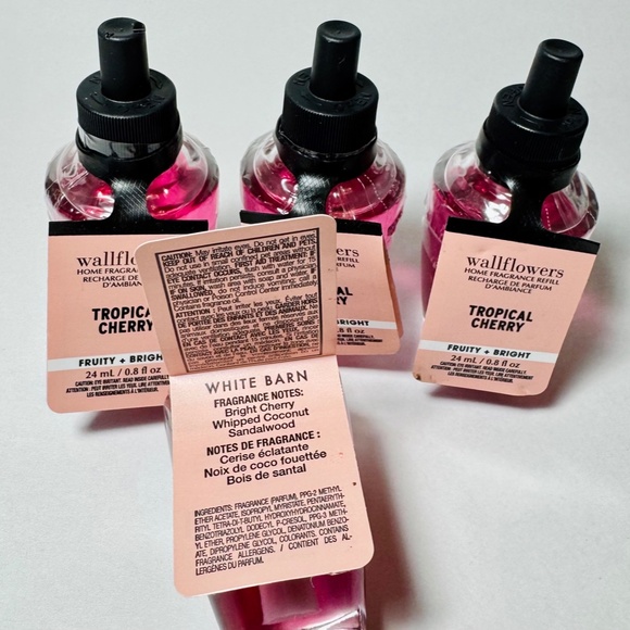 TROPICAL CHERRY Wallflowers - Picture 2 of 2